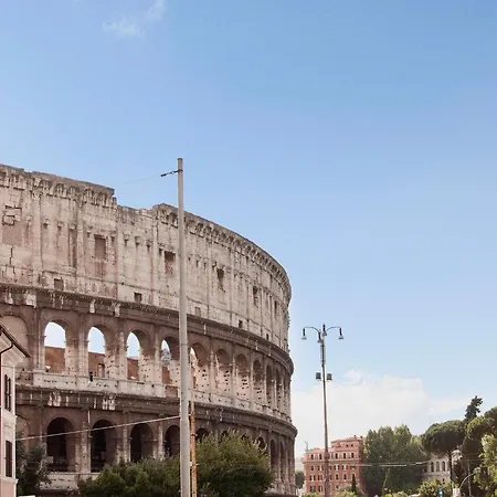 White Colosseo 4*