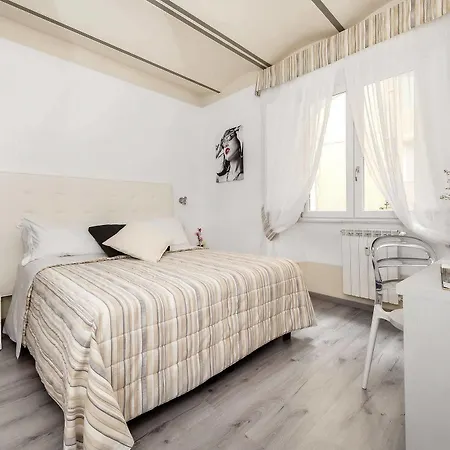 White Colosseo Bed and breakfast Roma