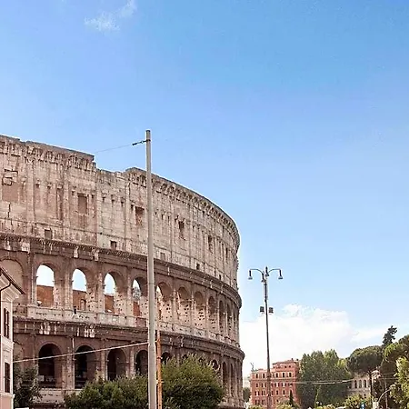 White Colosseo