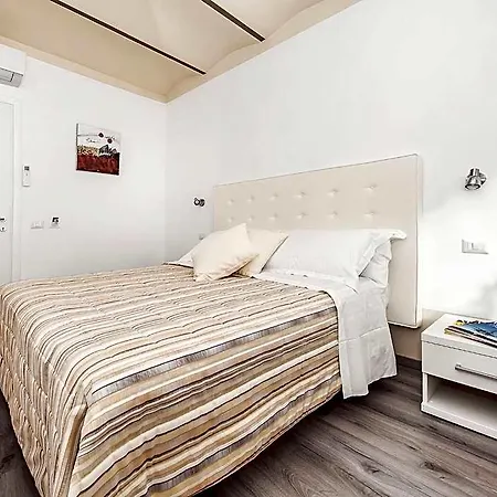 Bed and Breakfast White Colosseo Ρώμη