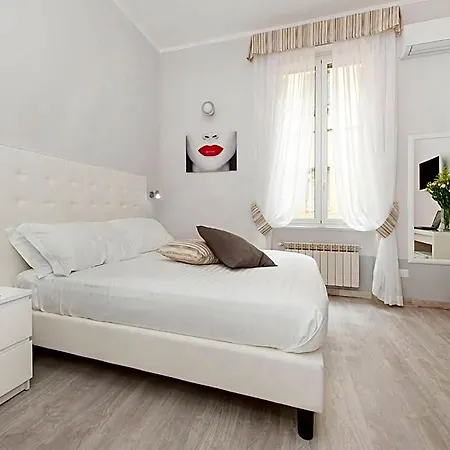Bed and Breakfast White Colosseo 4*