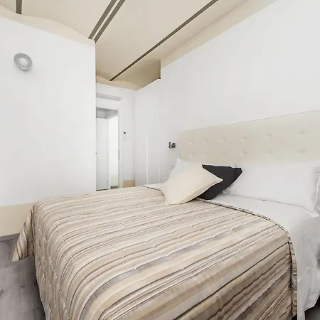 White Colosseo Alojamento de Acomodação e Pequeno-almoço