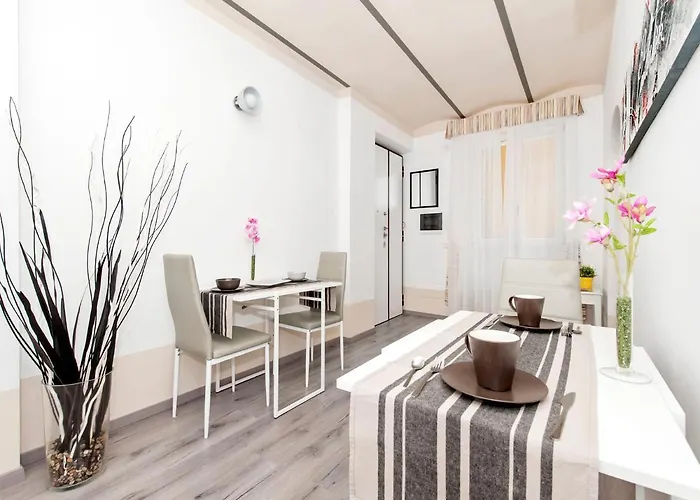 White Colosseo 4* Рим