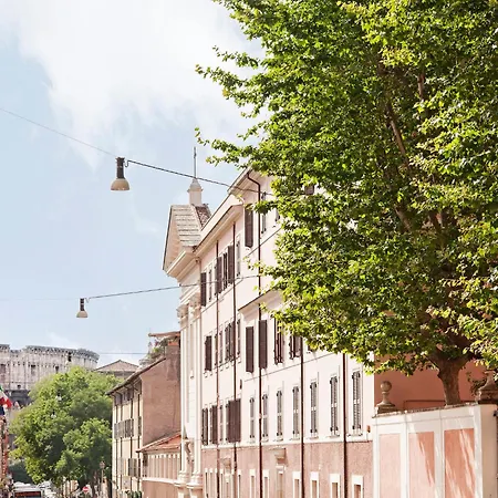 فندق مبيت وإفطار White Colosseo
