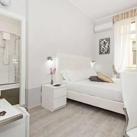 فندق مبيت وإفطار White Colosseo